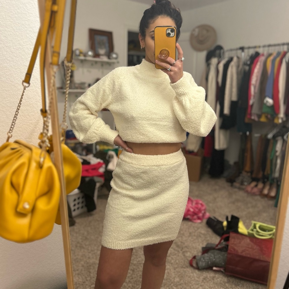 Matching Set | Small - Picture 4 of 6